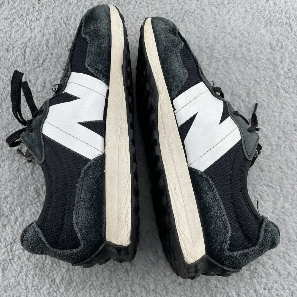 New Balance 327 Shoes Boy's 6 Black Sneakers Trainers Preppy Retro Academia 90's